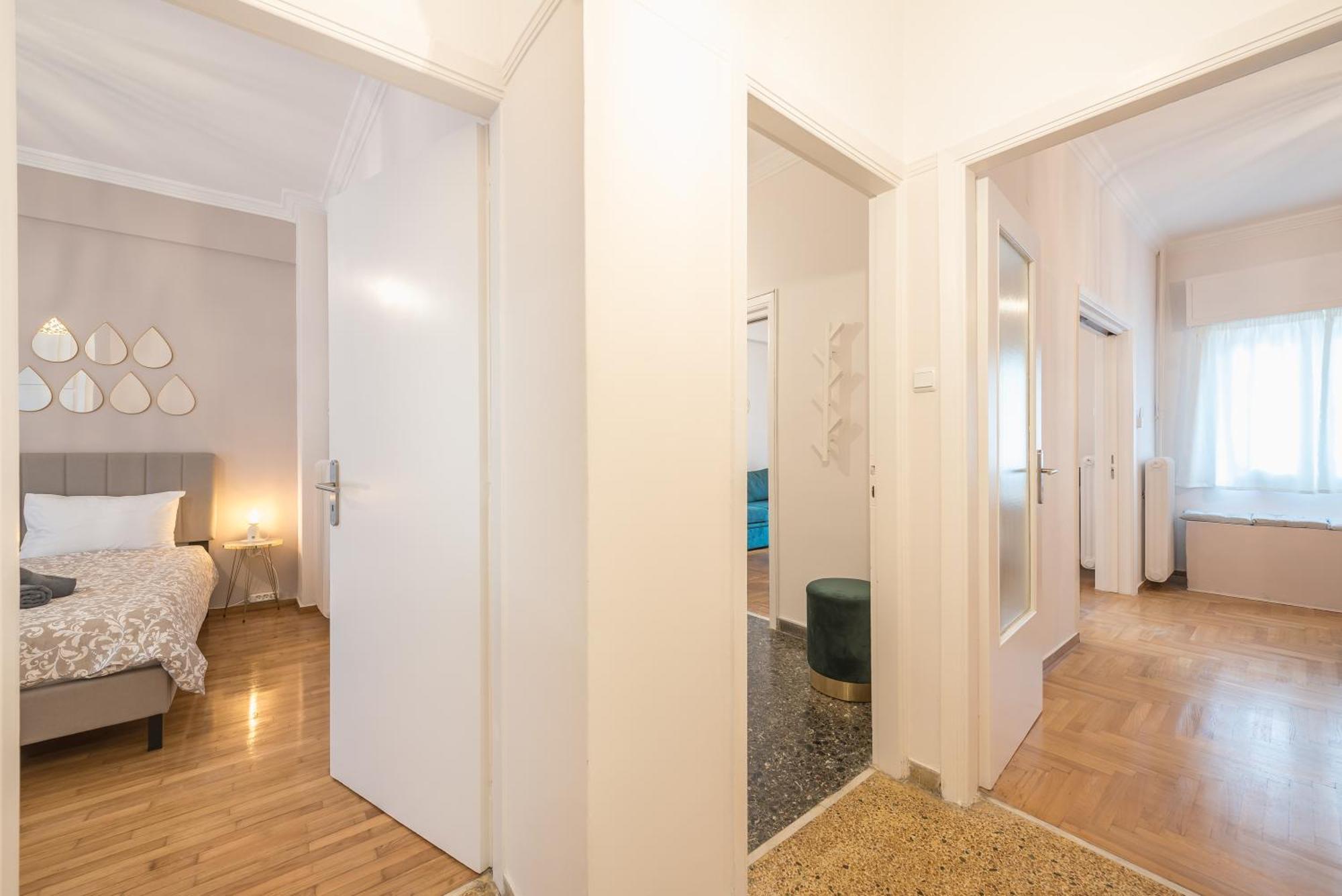 Golden Comfort By Greece Apartments Афины Экстерьер фото